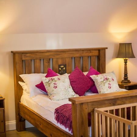 The Big Barn Villa Kidwelly Exterior photo