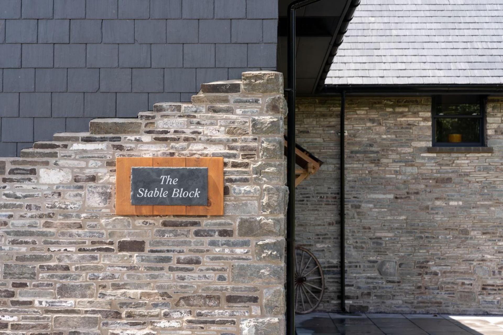 The Big Barn Villa Kidwelly Exterior photo